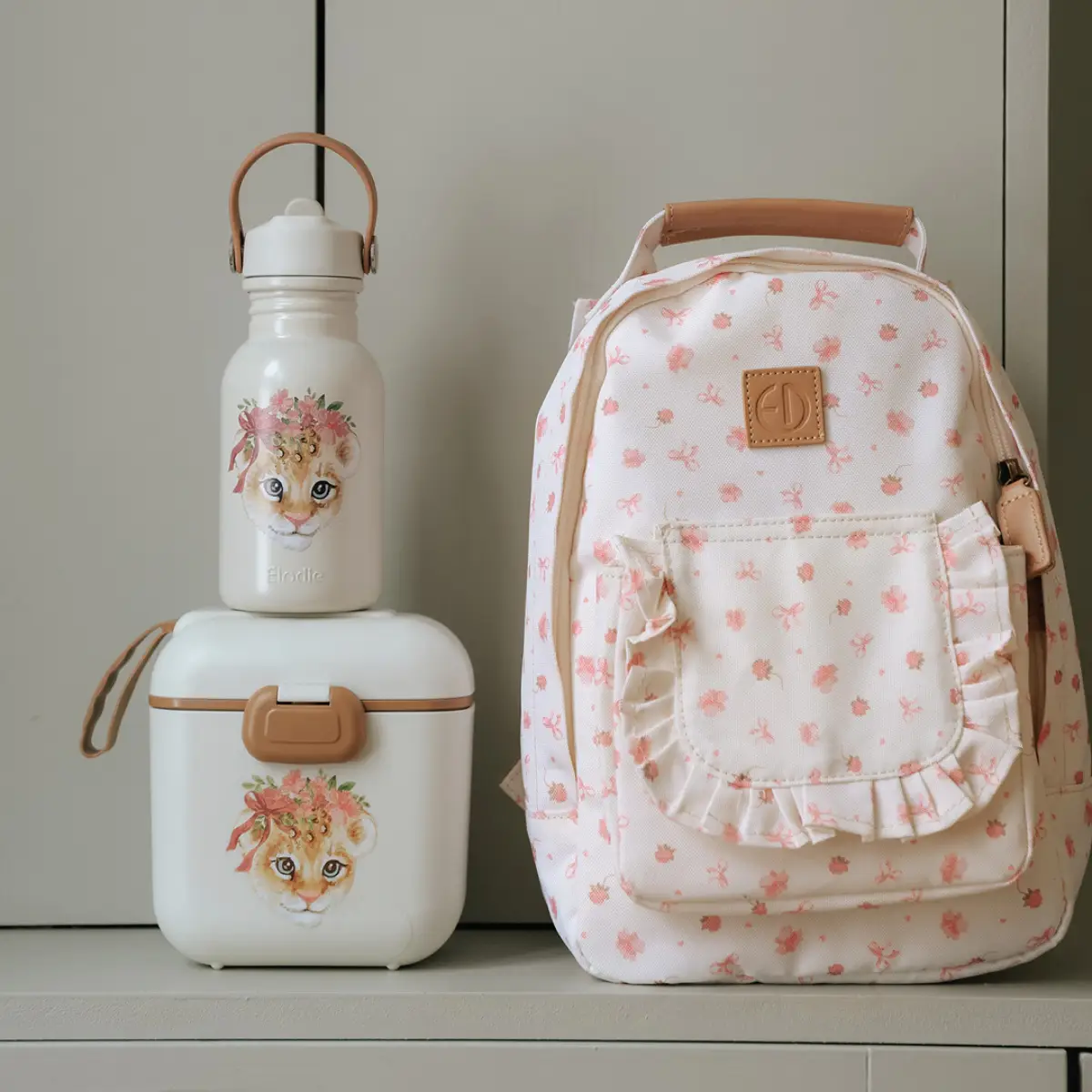 Elodie Details -eväsrasia Rosy Bow Leo