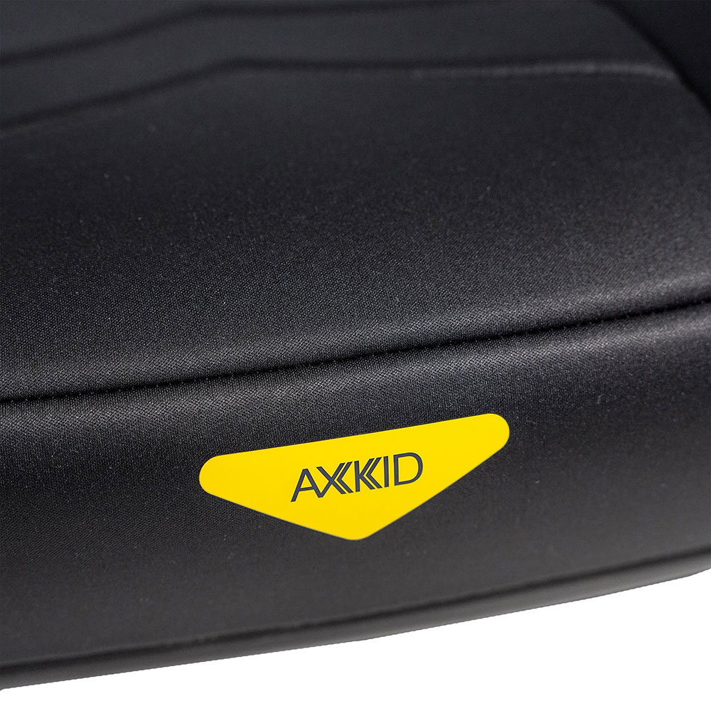 Axkid Mate 2 turvaistuin Shell Musta