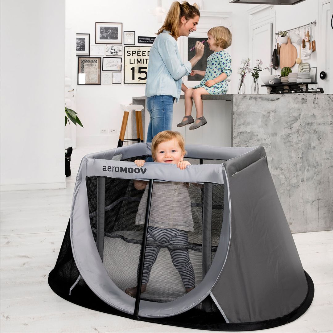 AeroMoov Pop-up matkasänky Harmaa