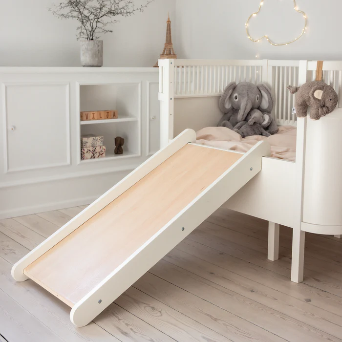 Sebra 2-in-1 kiipeily- ja liukumäki