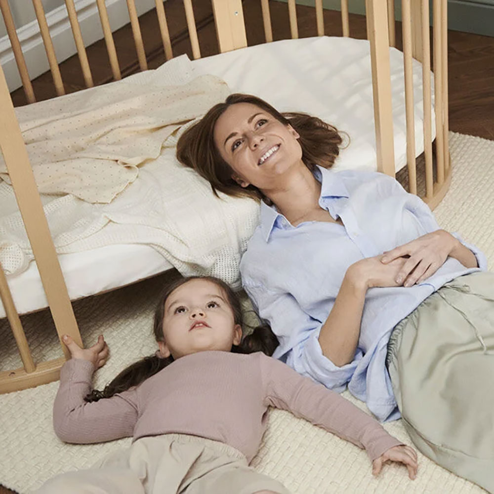 Stokke Sleepi Mini V3 pinnasänky valkoinen