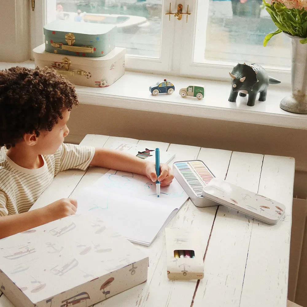 Konges Sløjd Pienen taiteilijan setti Sail Away